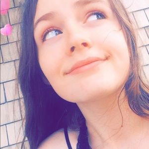 Meet your Posher, Annalyse